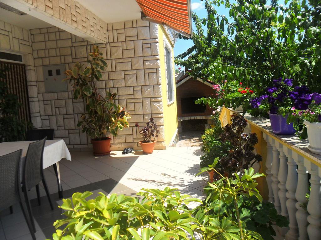 Marina Apartment