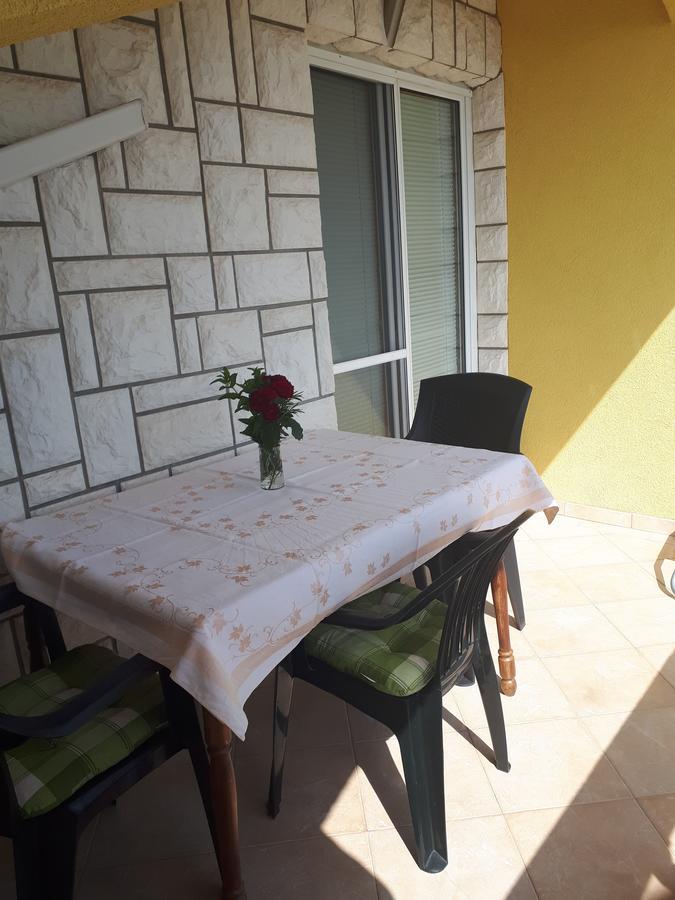 Marina Apartment