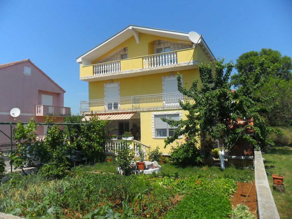 Apartment Marina *